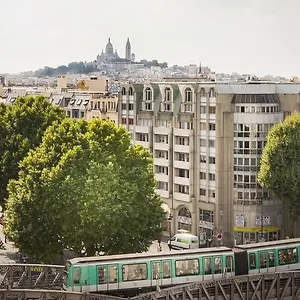 3* Отель Libertel Canal Saint Martin